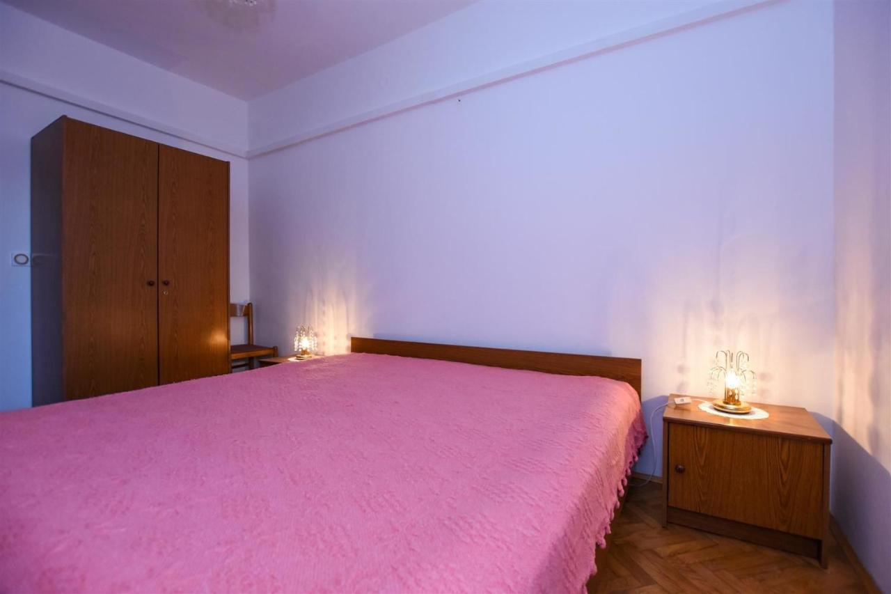 Apartments Rajko Паг Екстер'єр фото